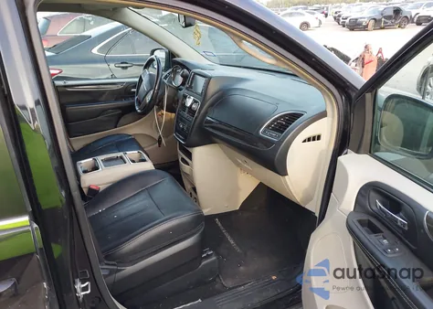 2016 Chrysler Town & Country Touring from USA, damaged, VIN 2C4RC1BG1GR290926